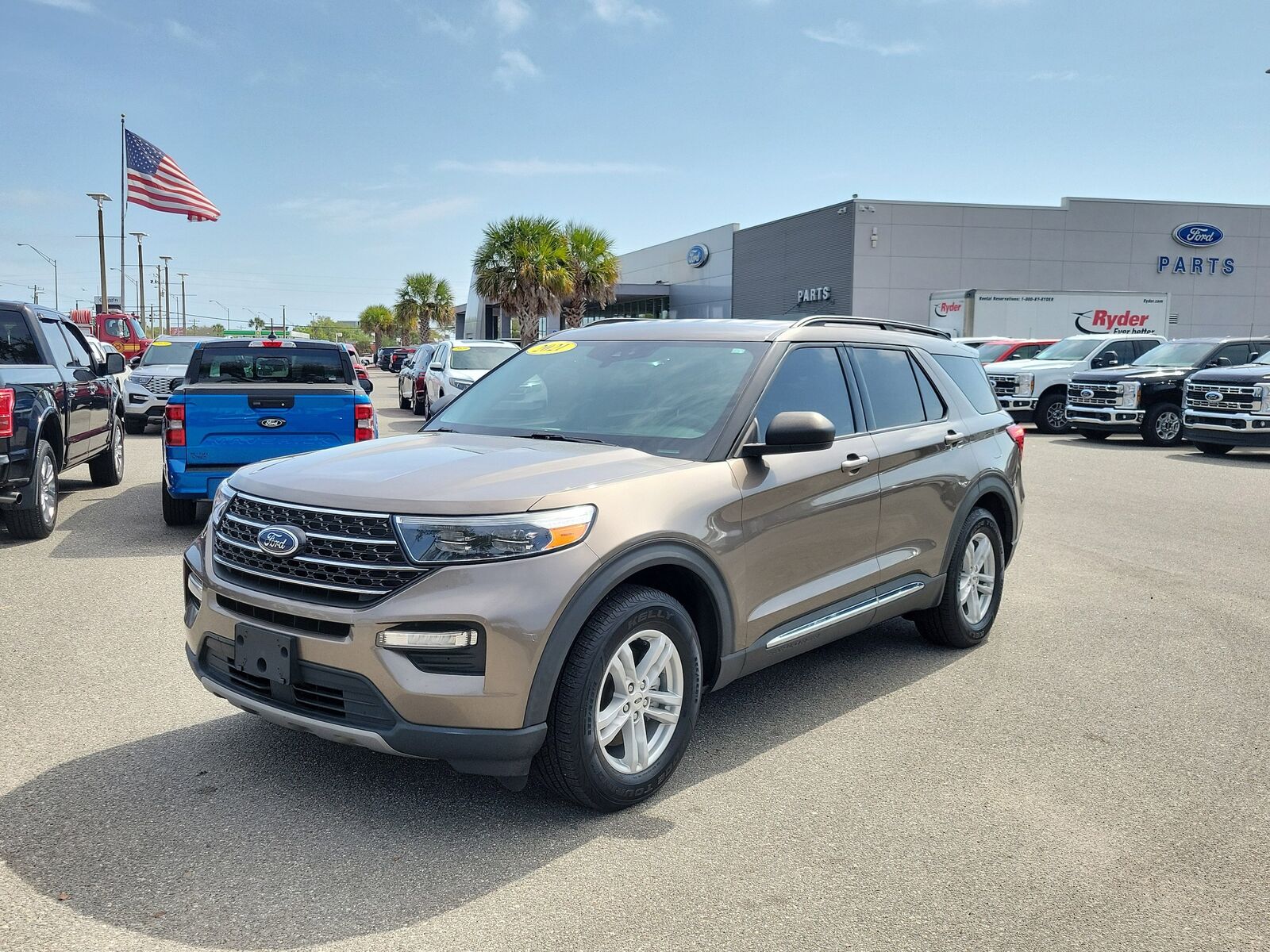 2021 FORD Explorer