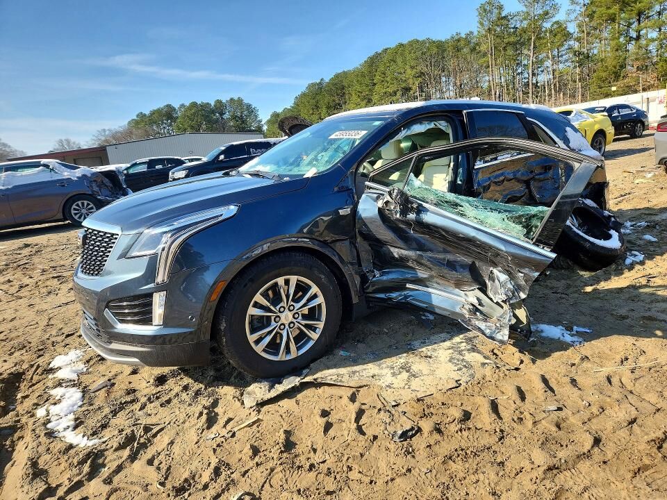 2021 CADILLAC XT5