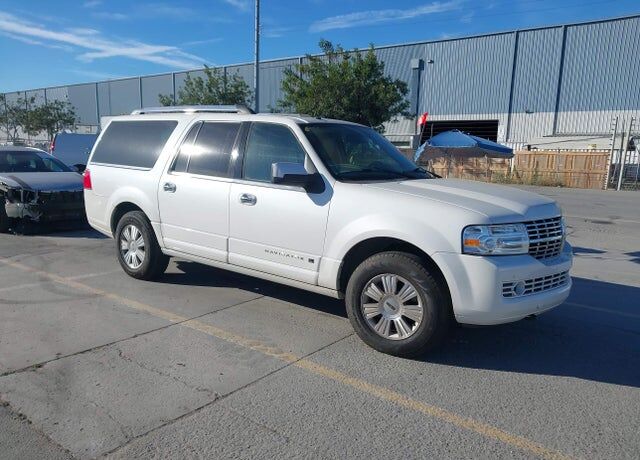 2012 LINCOLN Navigator