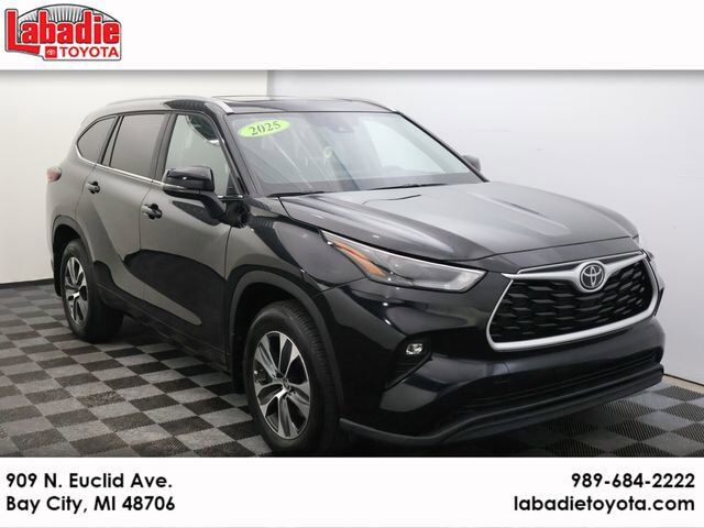 2025 TOYOTA Highlander