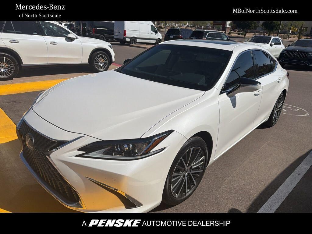 2023 LEXUS ES