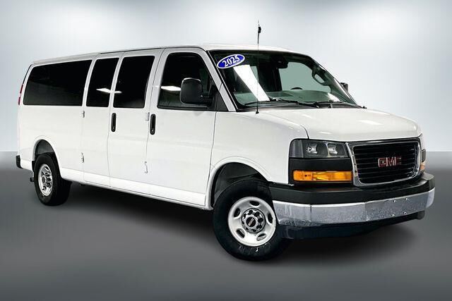 2025 GMC Savana