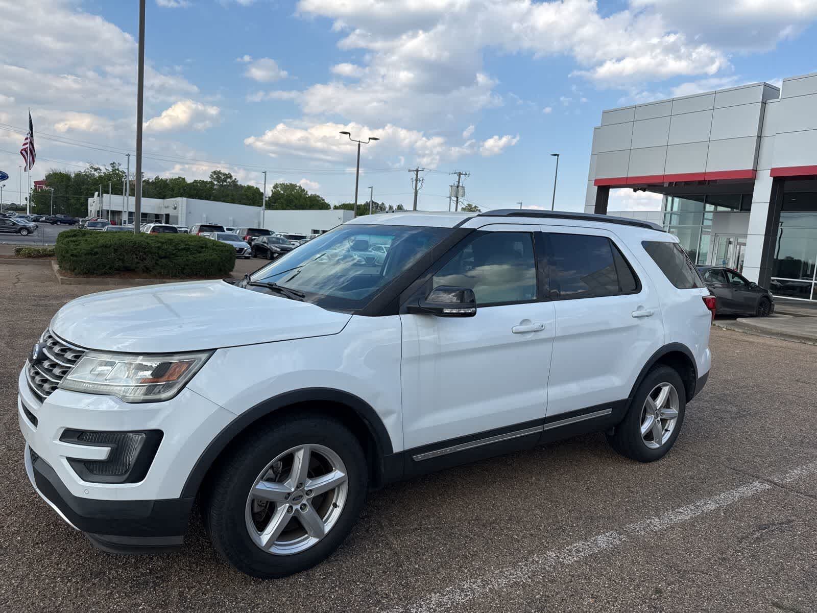 2016 FORD Explorer