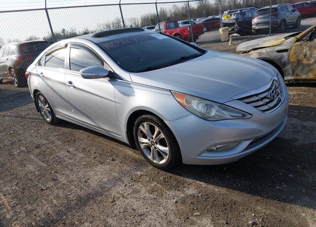 2011 HYUNDAI Sonata