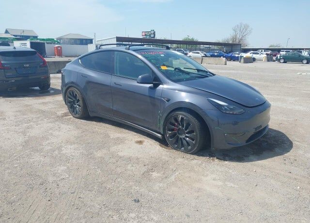 2022 TESLA Model Y