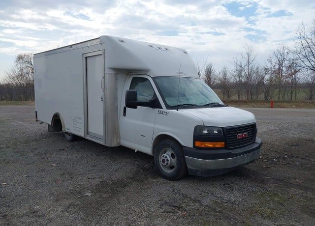2023 GMC Savana