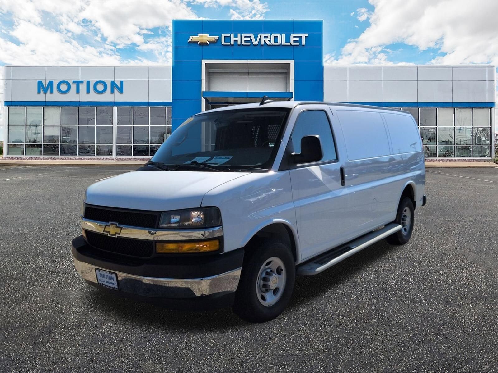2024 CHEVROLET Express