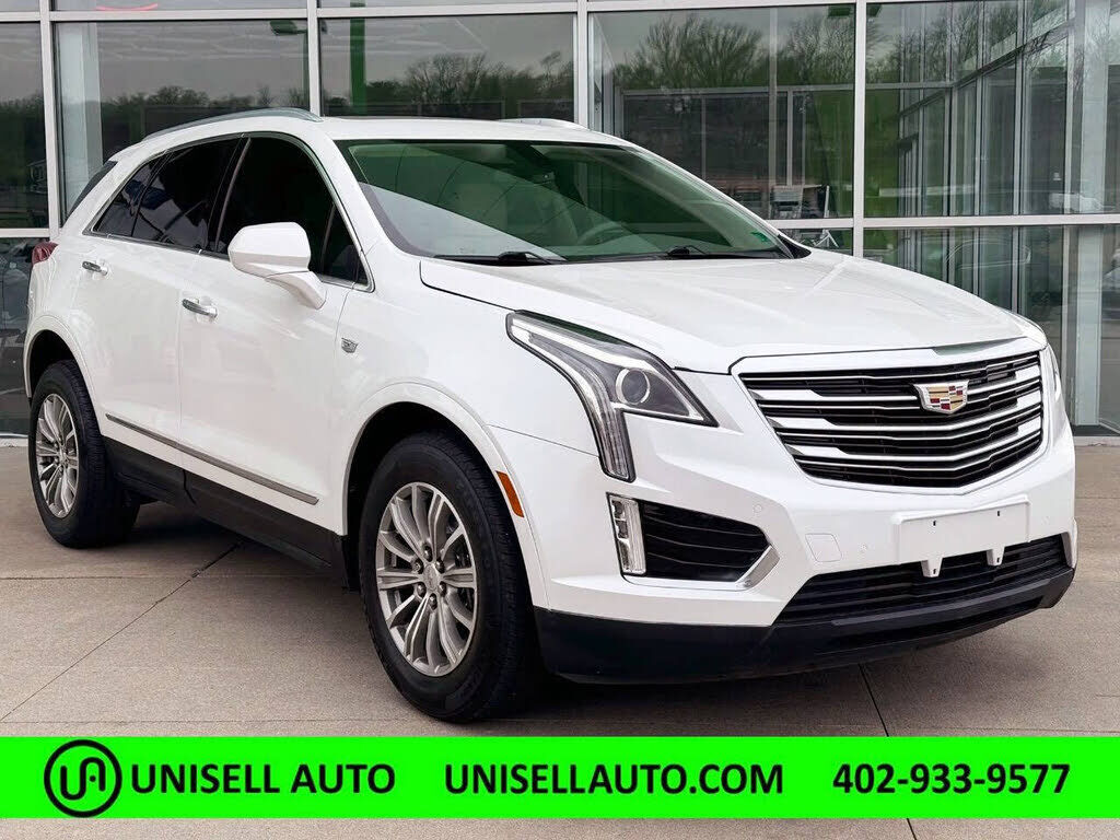 2017 CADILLAC XT5