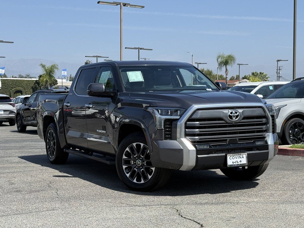2022 TOYOTA Tundra