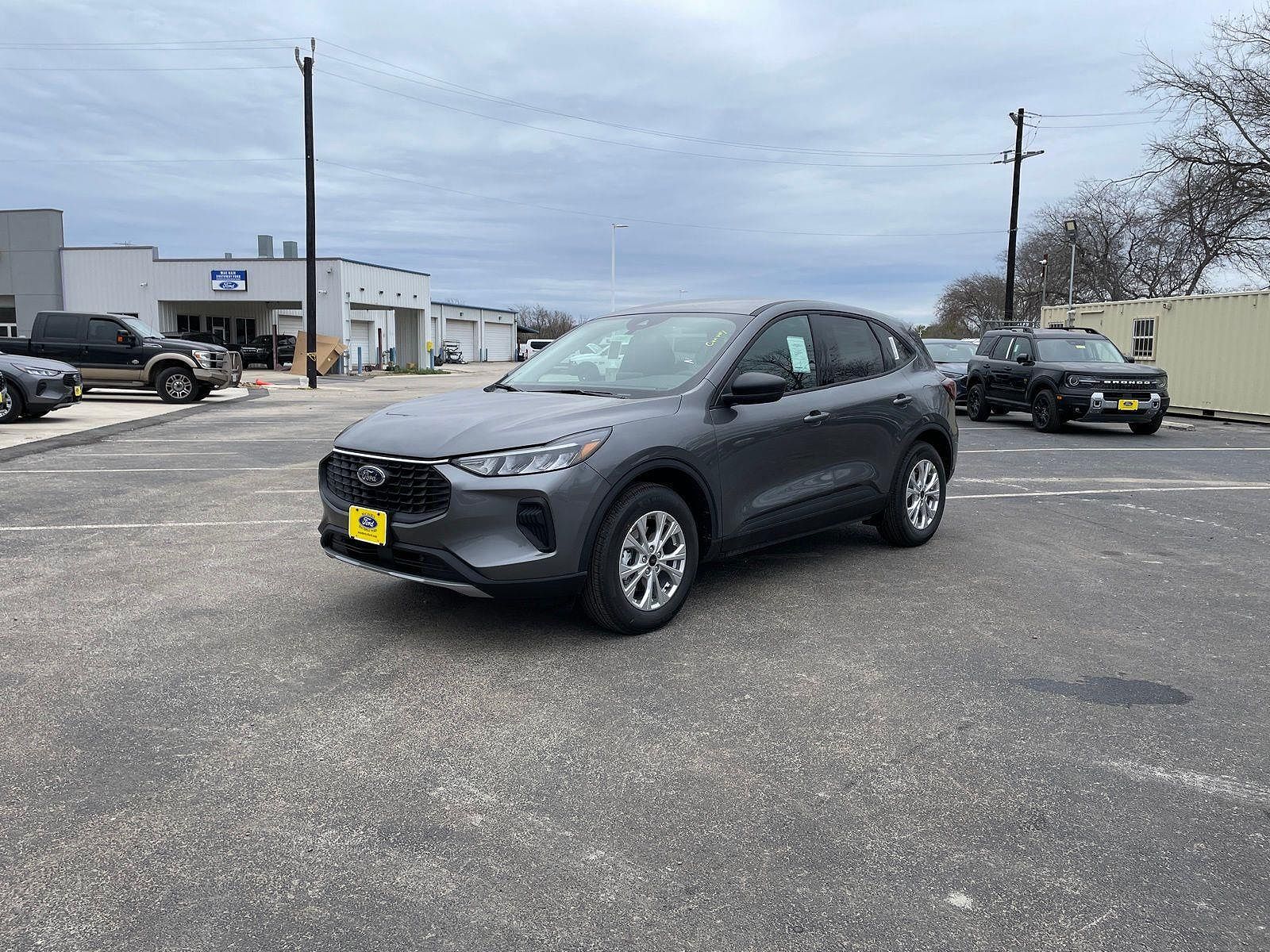 2026 FORD Escape