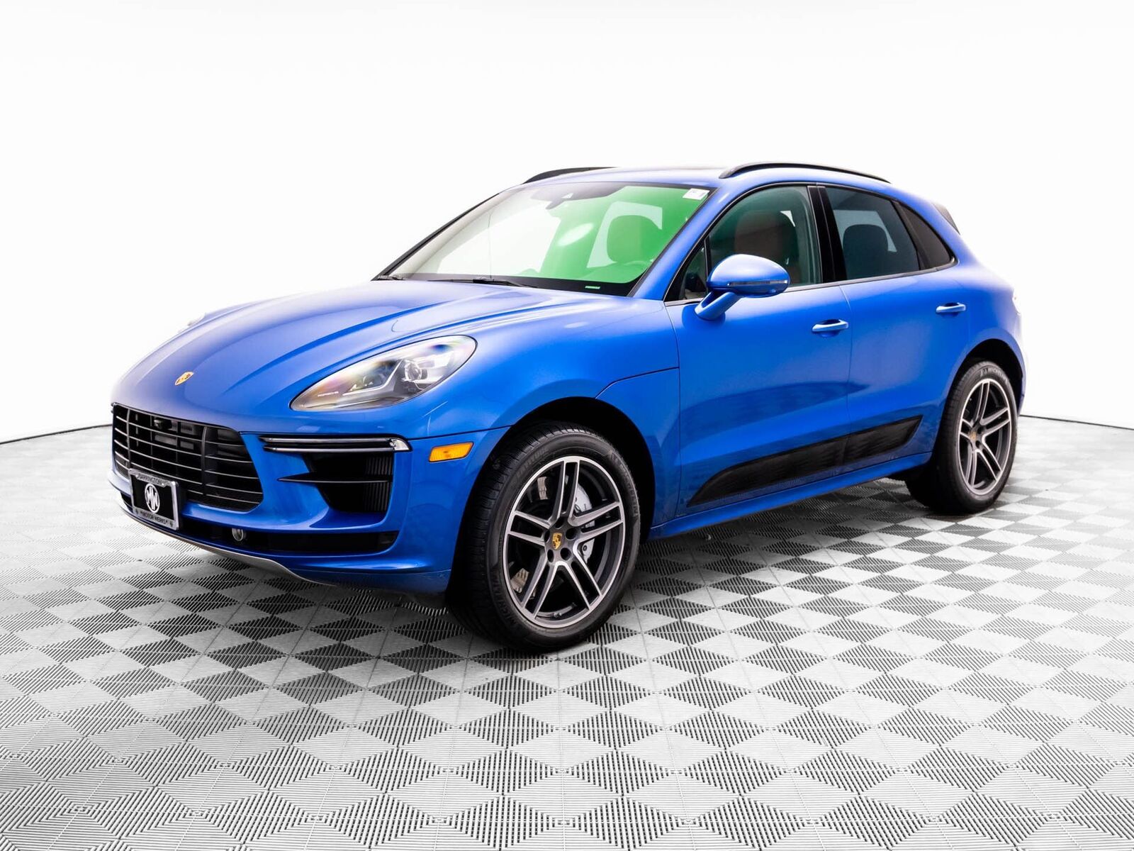 2021 PORSCHE Macan