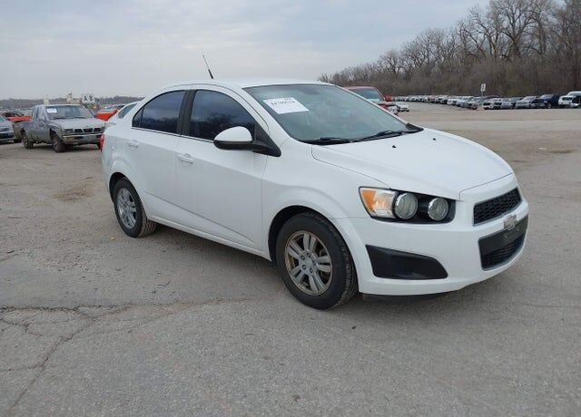 2013 CHEVROLET Sonic
