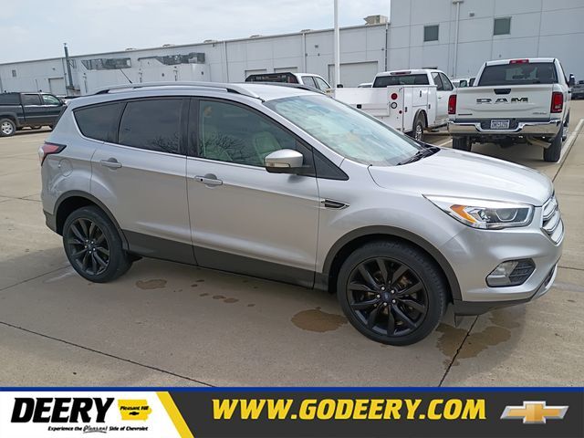 2017 FORD Escape