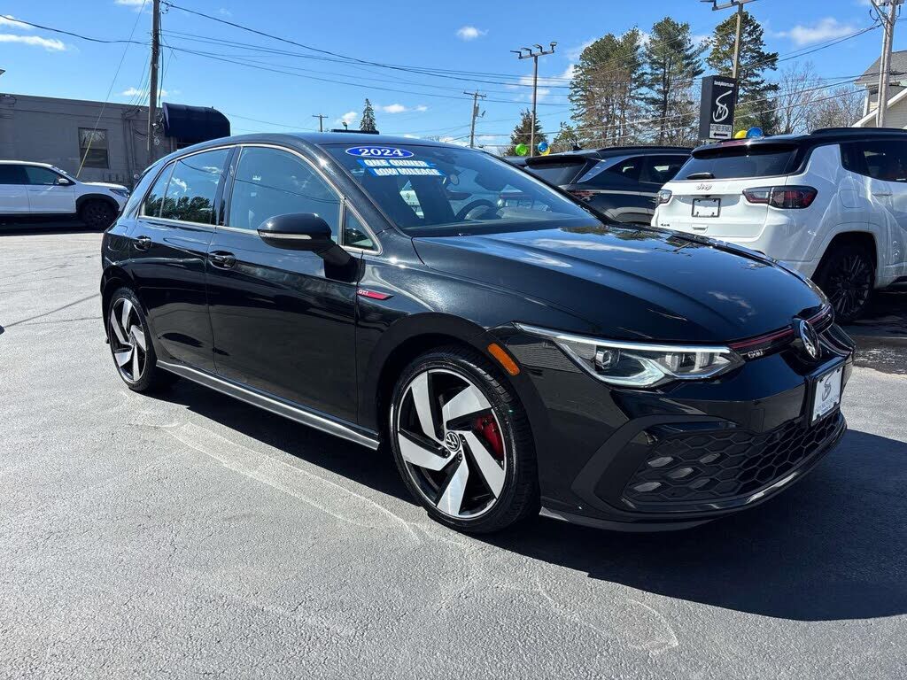 2024 VOLKSWAGEN Golf GTI