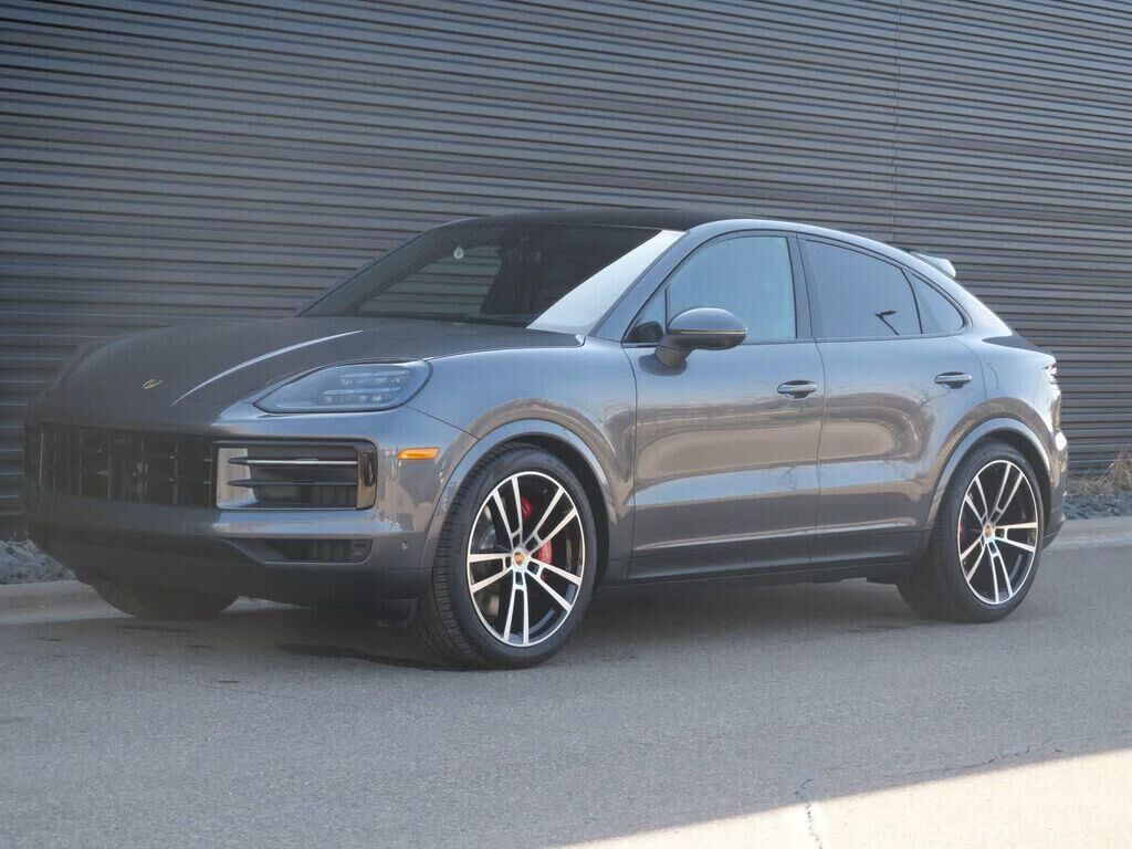 2026 PORSCHE Cayenne