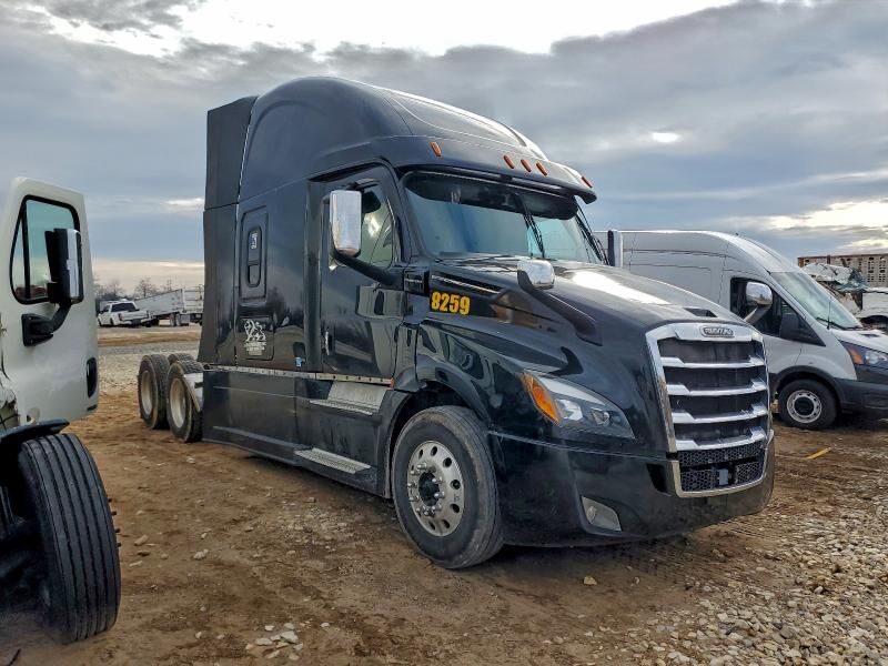2020 FREIGHTLINER New Cascadia 126" Sleepercab