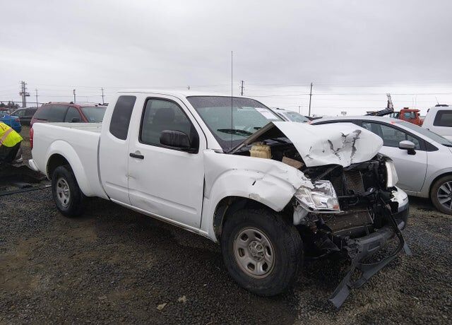2017 NISSAN Frontier