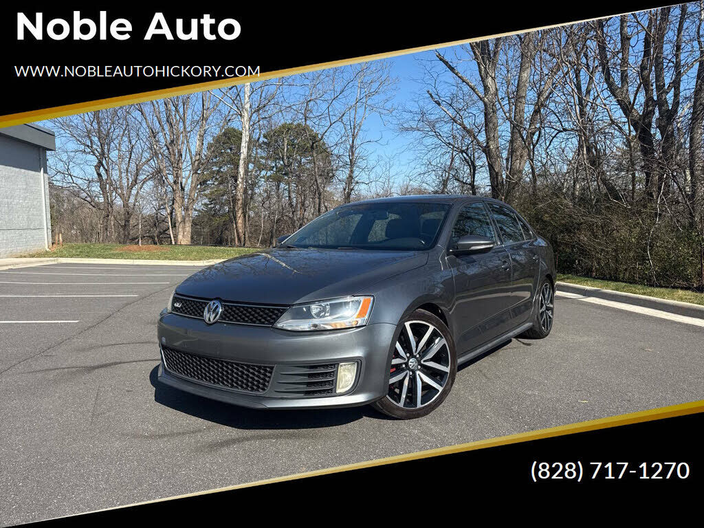 2013 VOLKSWAGEN Jetta