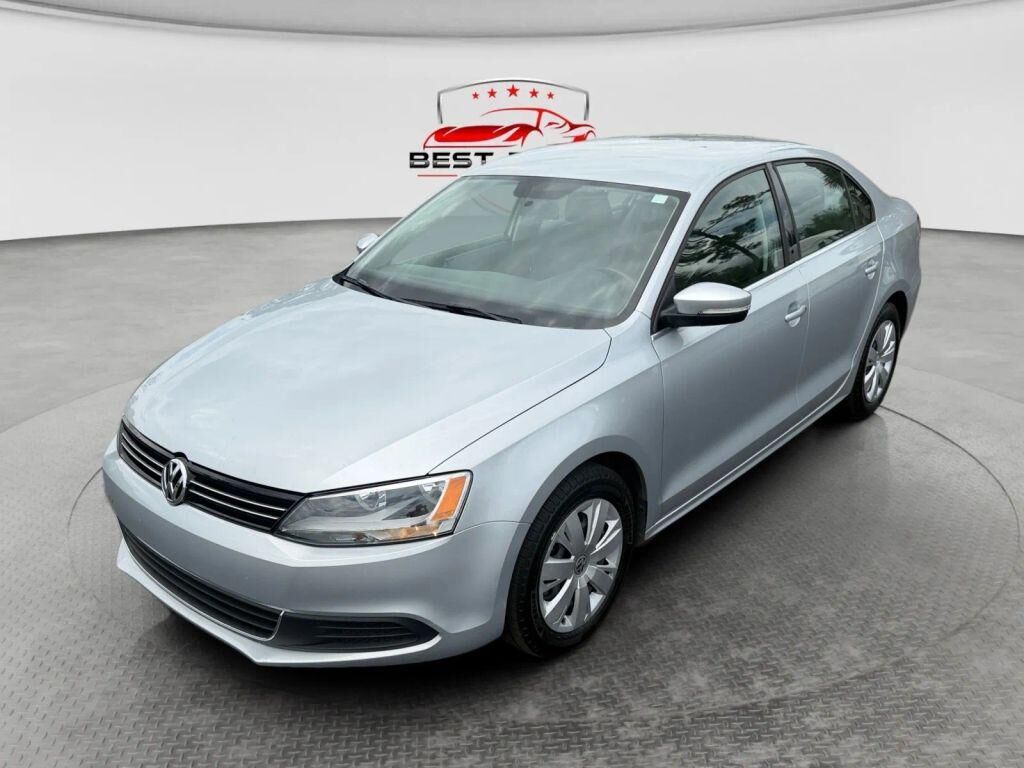 2013 VOLKSWAGEN Jetta