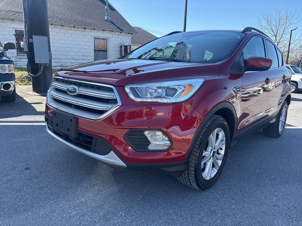 2018 FORD Escape
