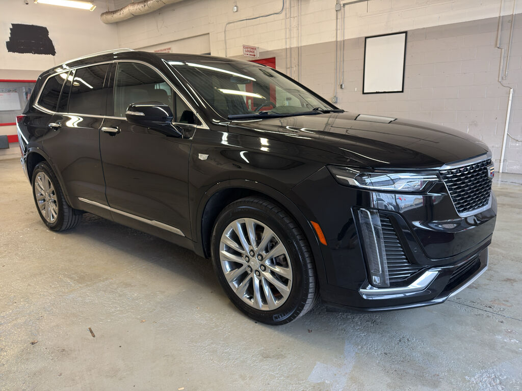 2022 CADILLAC XT6