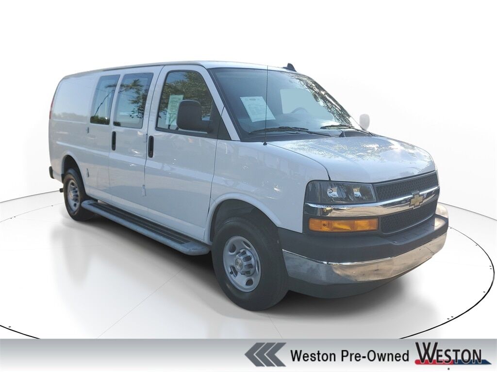 2024 CHEVROLET Express