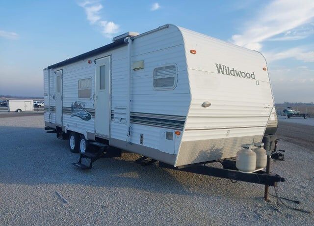 2004 FOREST RIVER Wildwood towables