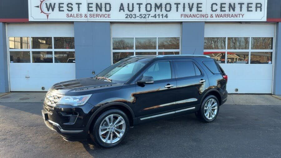 2018 FORD Explorer