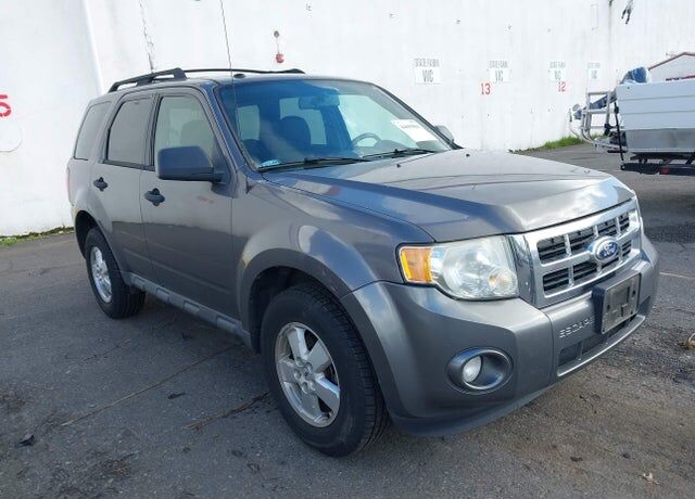 2010 FORD Escape