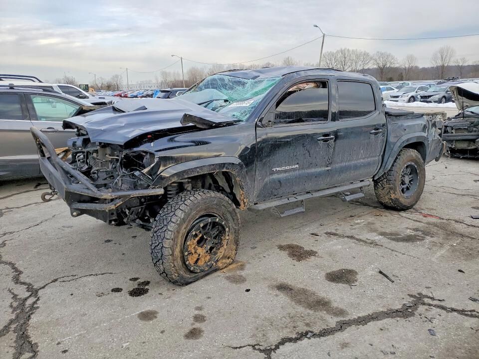 2018 TOYOTA Tacoma