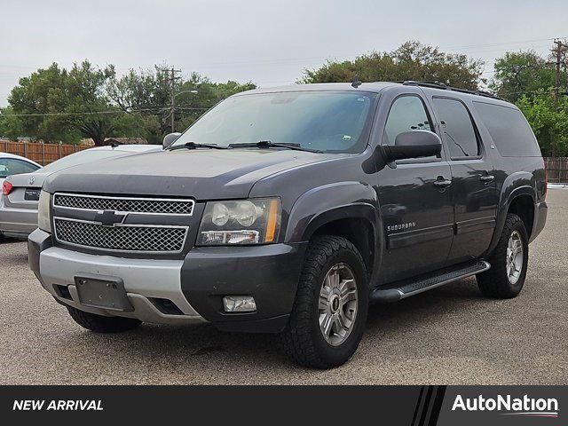 2011 CHEVROLET Suburban