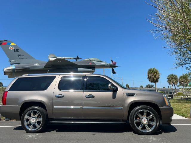 2014 CADILLAC Escalade