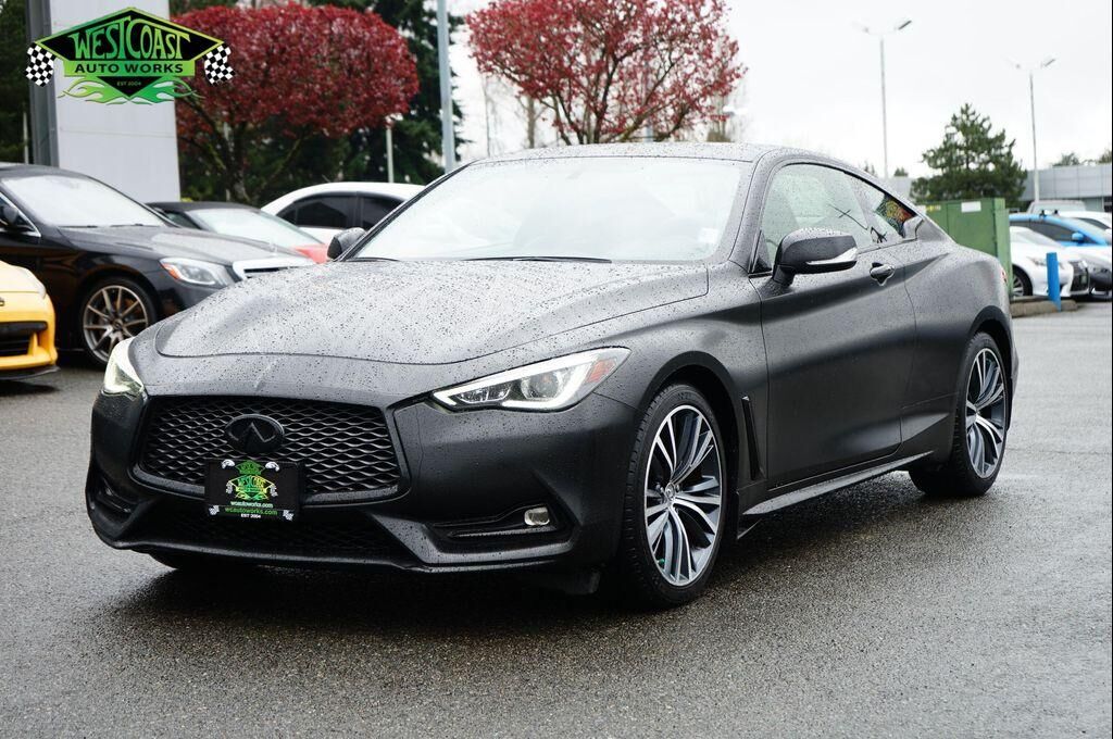 2017 INFINITI Q60