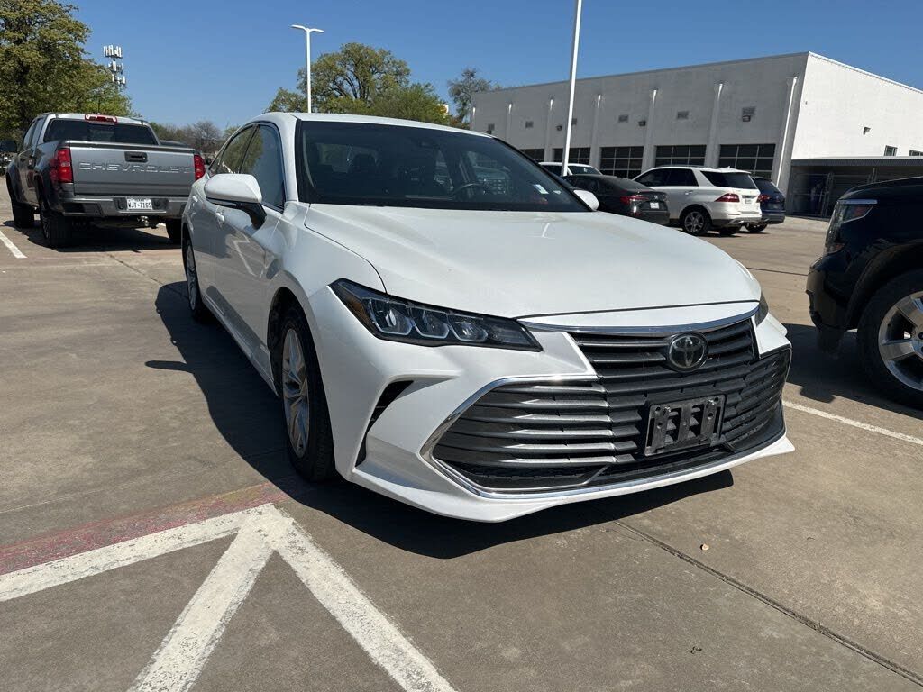 2022 TOYOTA Avalon
