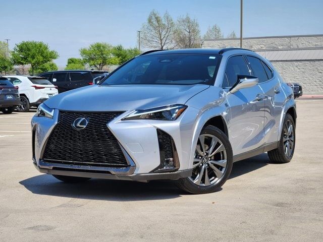 2026 LEXUS UX