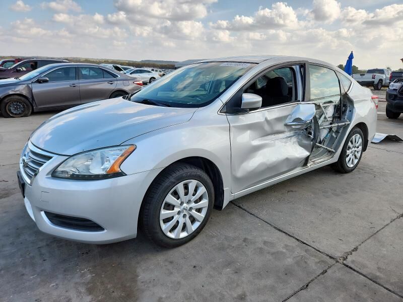 2015 NISSAN Sentra