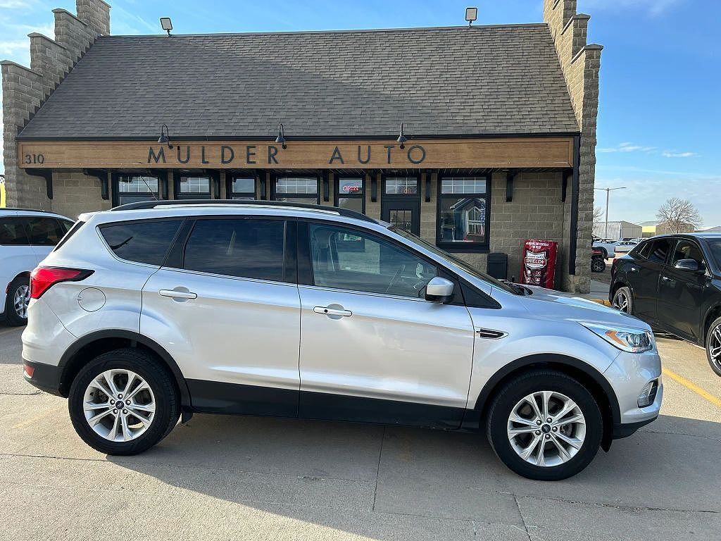 2019 FORD Escape