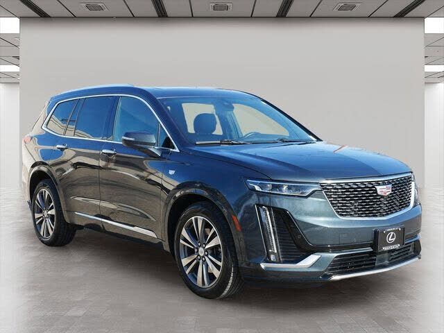2021 CADILLAC XT6