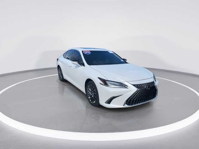 2024 LEXUS ES