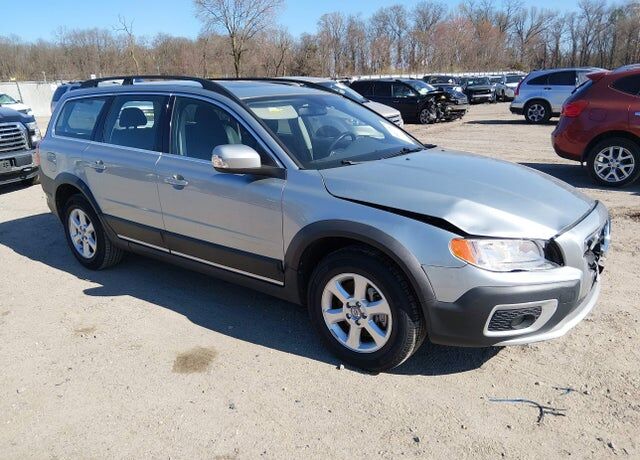2011 VOLVO XC70