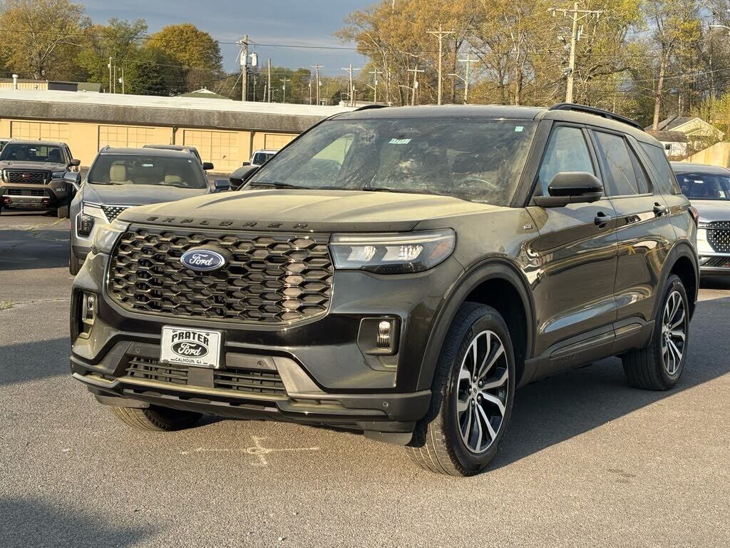 2025 FORD Explorer