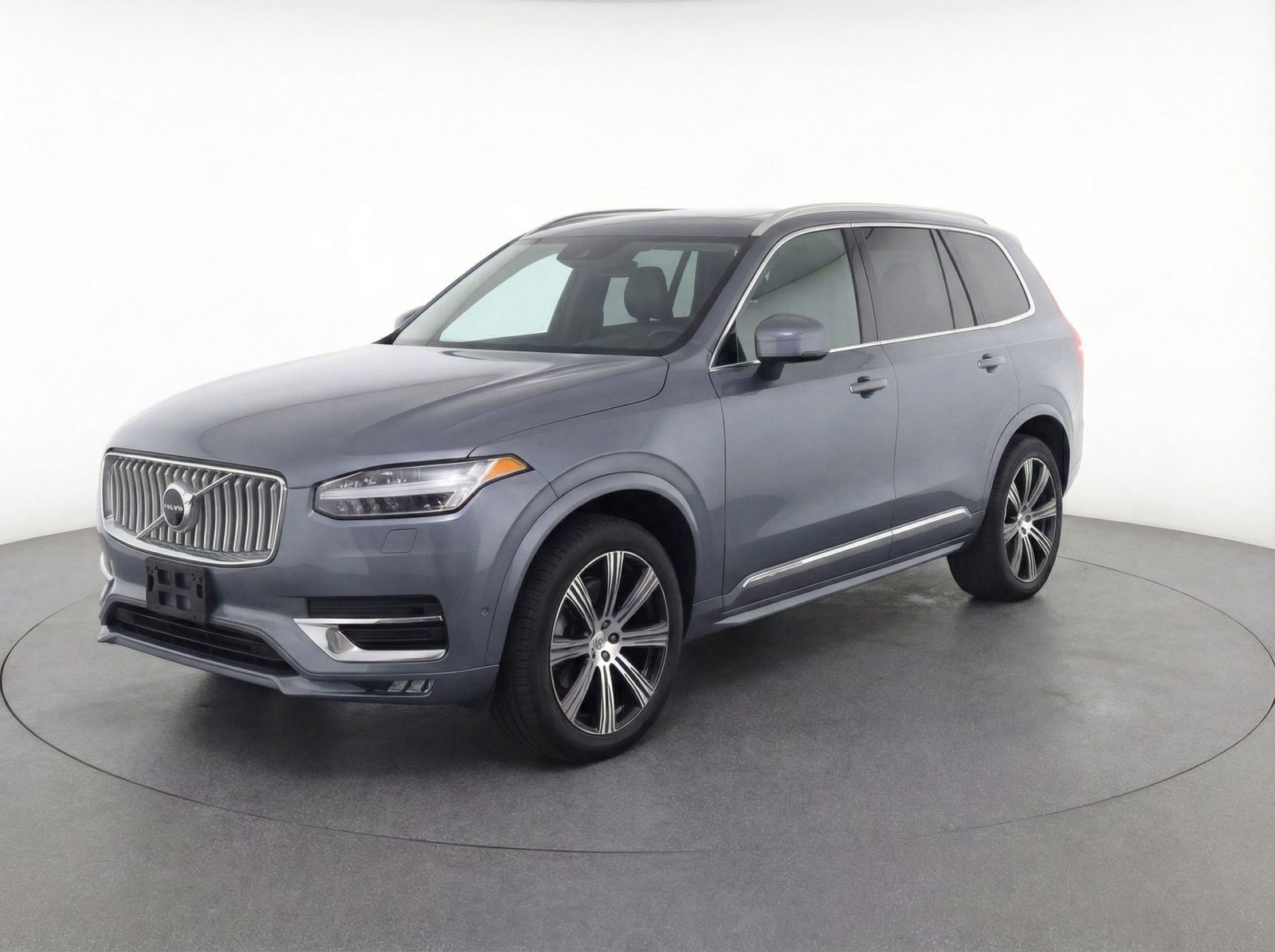 2023 VOLVO XC90
