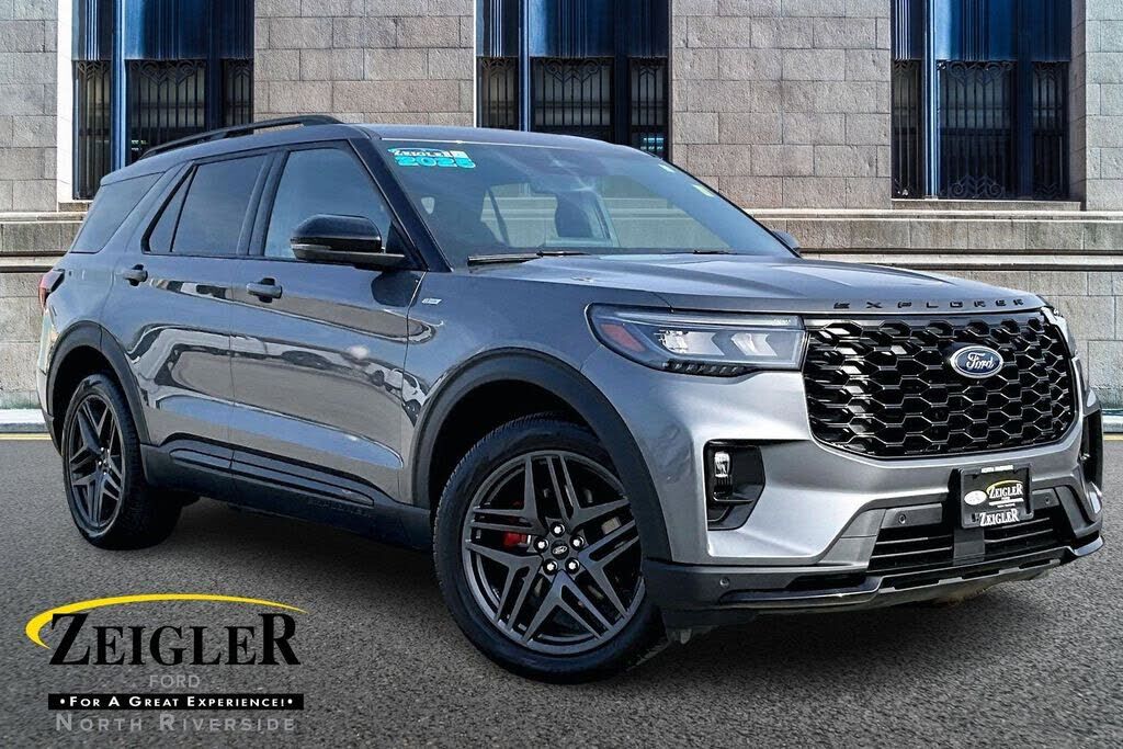 2025 FORD Explorer