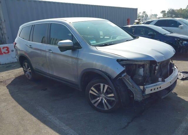 2017 HONDA Pilot