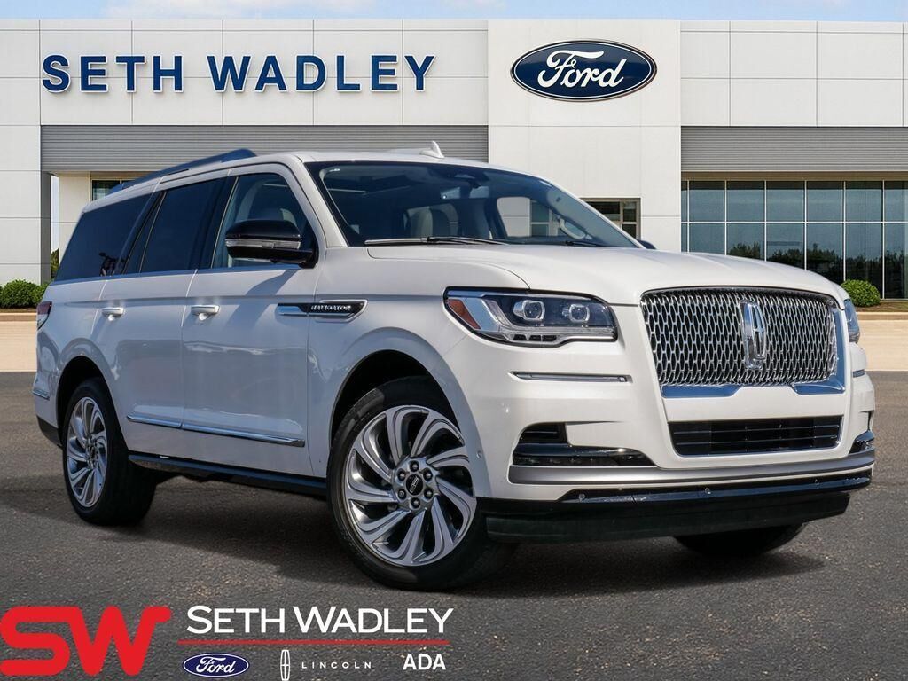 2024 LINCOLN Navigator