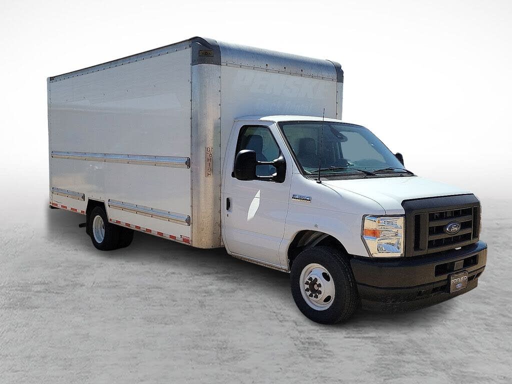 2022 FORD E-350