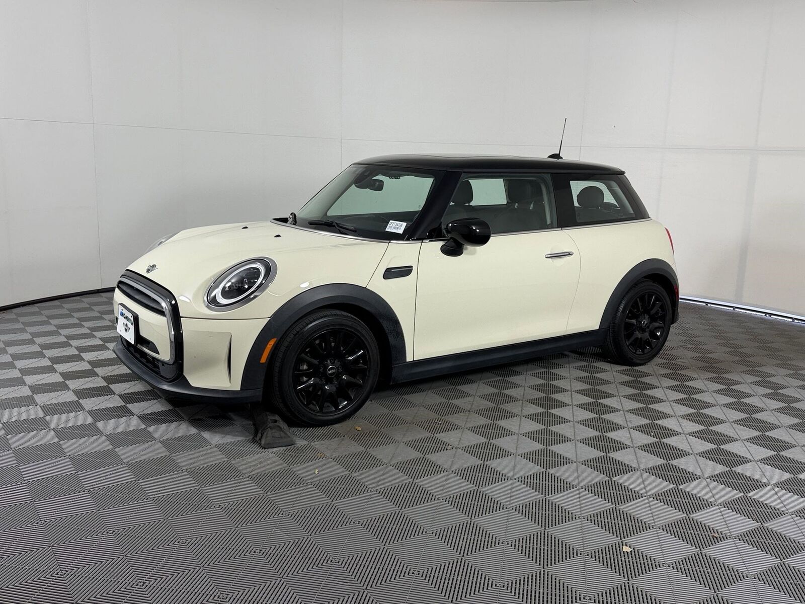 2023 MINI Hardtop