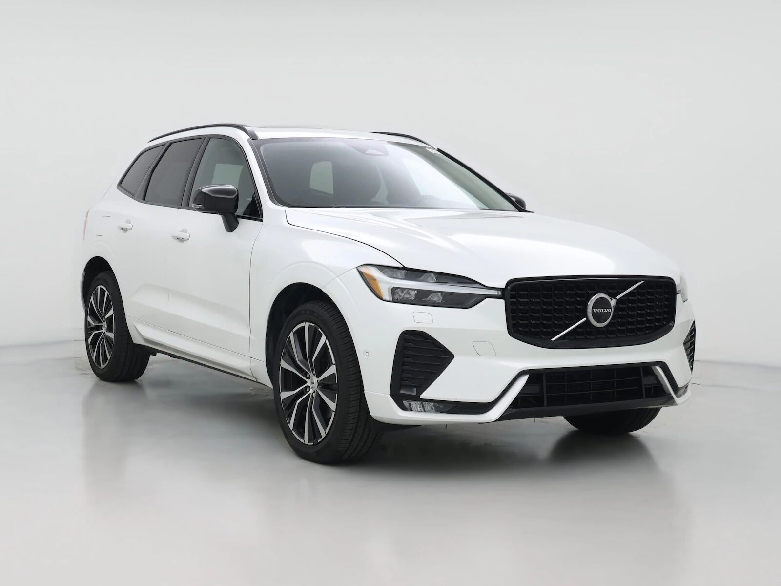 2023 VOLVO XC60