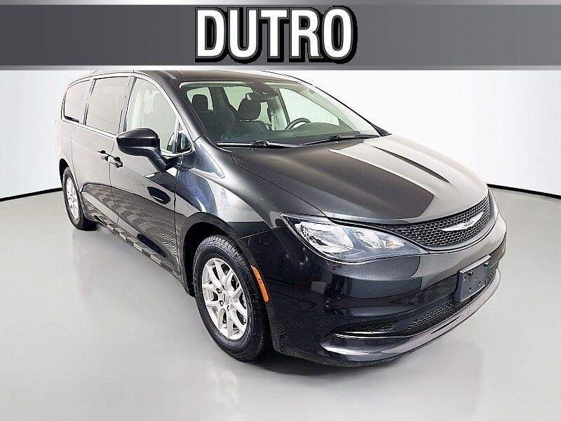 2023 CHRYSLER Voyager