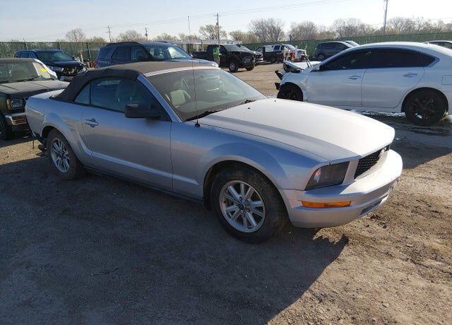 2006 FORD Mustang